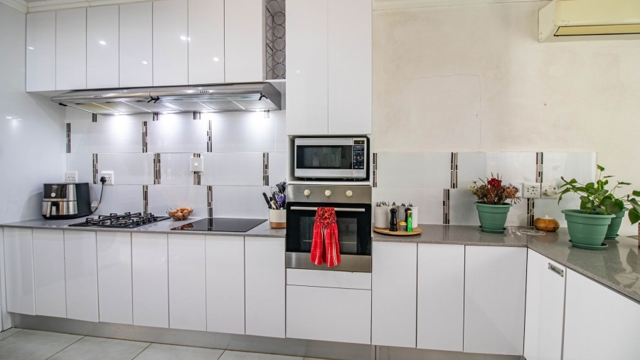 3 Bedroom Property for Sale in Baysville Eastern Cape